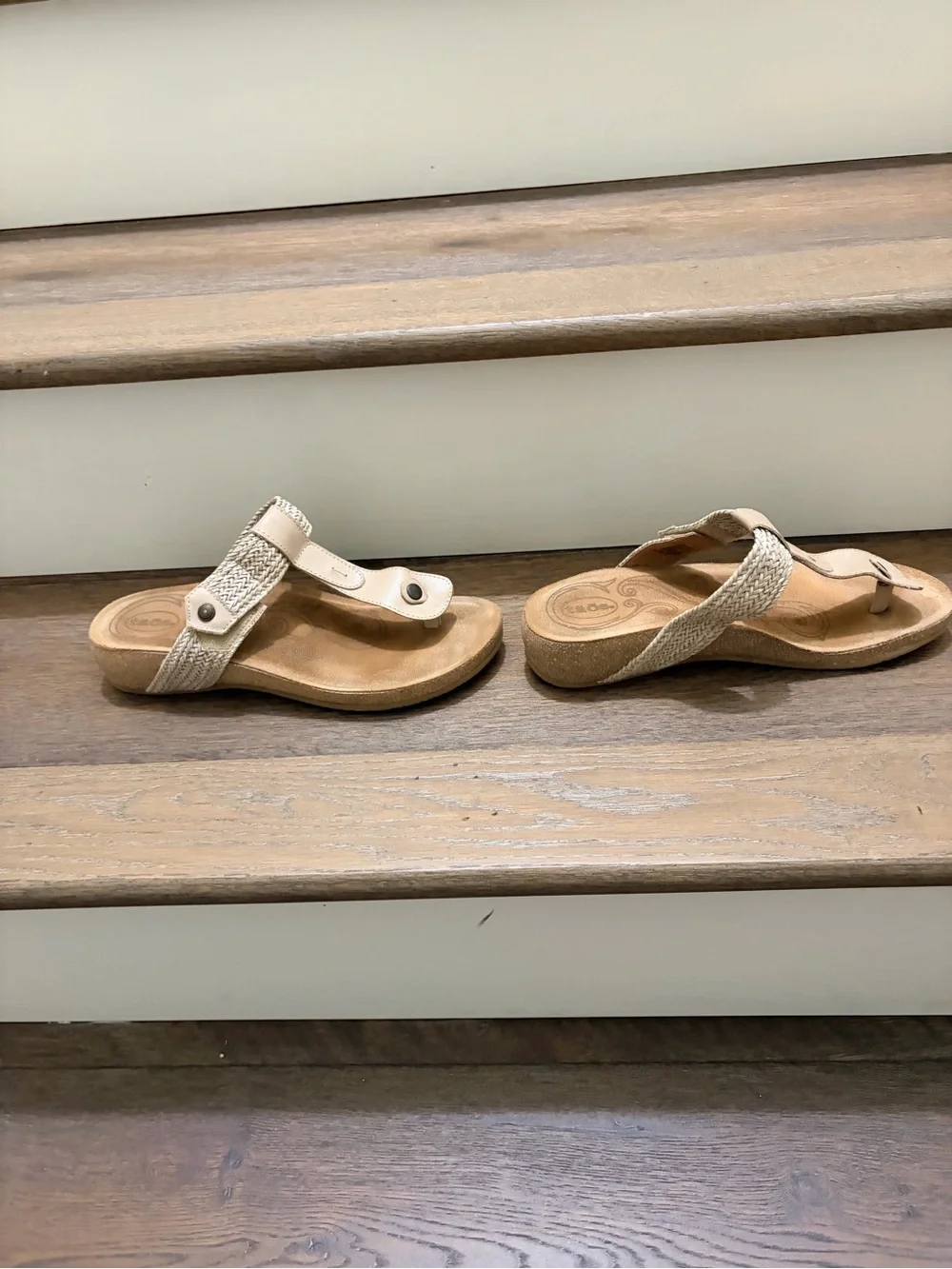 Women’s Tai’s Braided Toe-Post Sandals in Neutral Beige